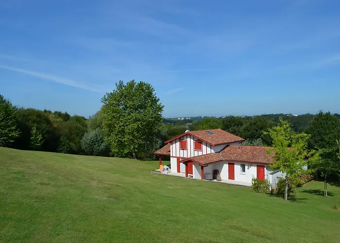 Les D'harri-xuria Villa Saint-Pierre-dʼIrube