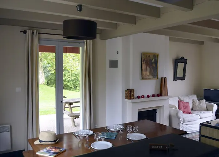 Les D'harri-xuria Willa *