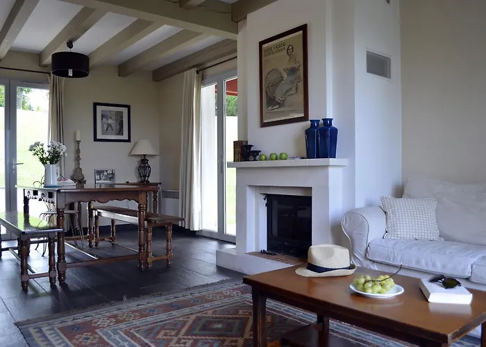 Les D'harri-xuria Willa